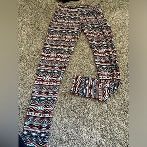 Aztec print leggings